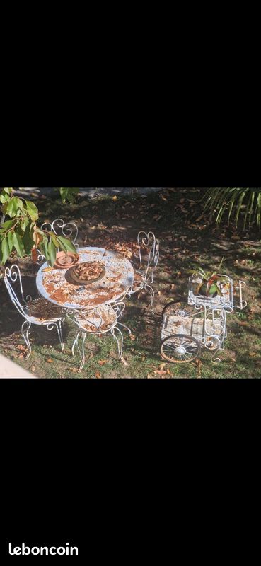 Salon de jardin ancien avec desserte (image 1)