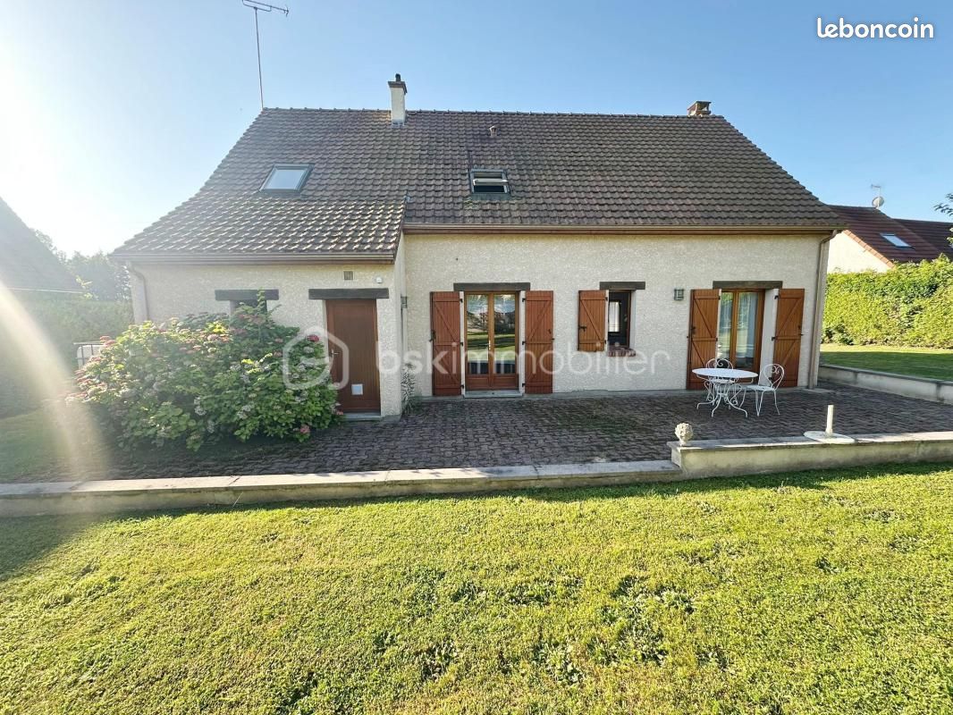 Maison 6 pièces 102 m² · à Berthecourt · 102 m² · 310 000 €