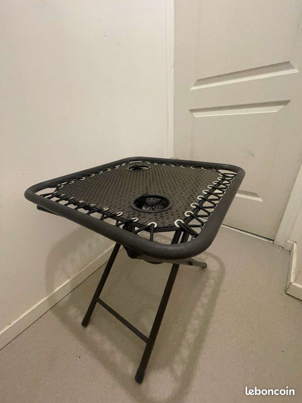 Table (image 1)