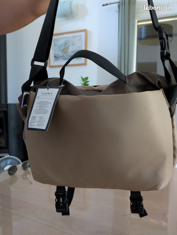 Sac bandoulière étanche pour appareil photo (image 1)