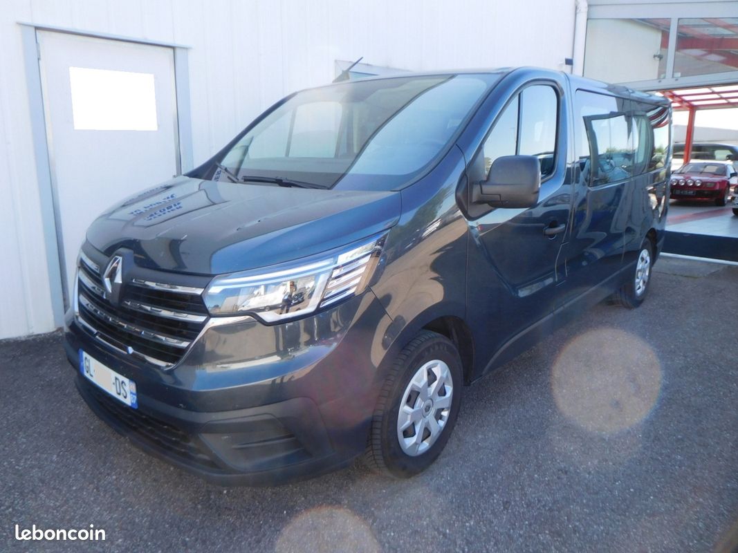 Renault Trafic Combi 2.0Dci 150cv L2 9 places (image 1)