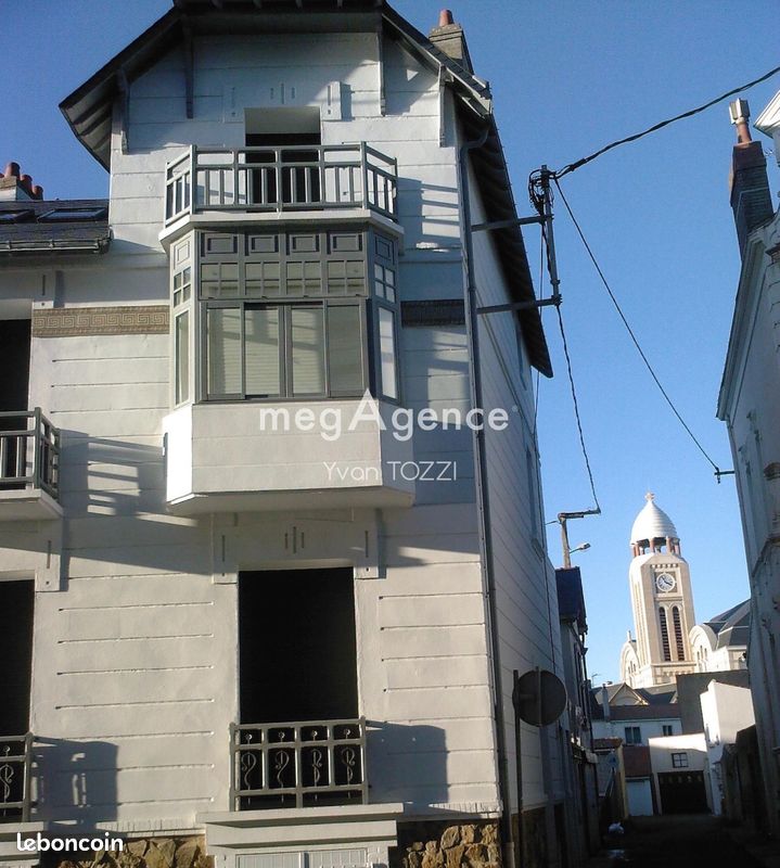 Maison 12 pièces 279 m² · aux Sables-d'Olonne · 279 m² · 1 093 500 €