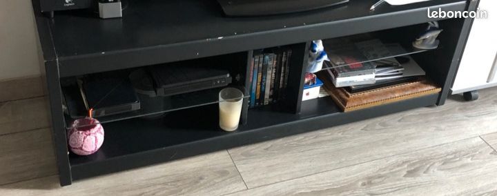 Meuble télévision (image 1)