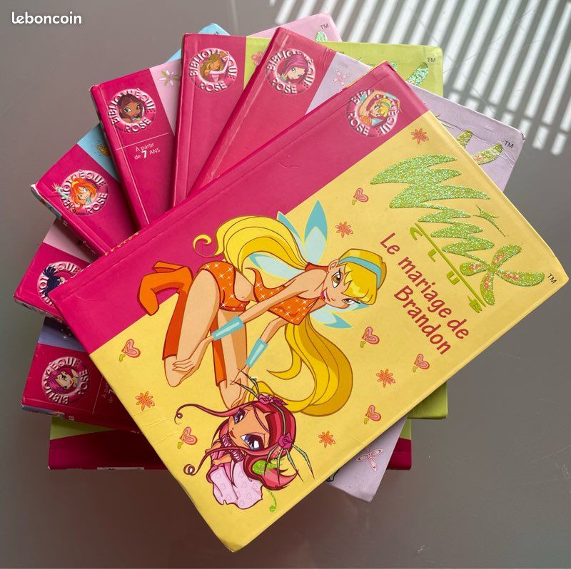Lot bibliothèque rose Winx club saison 2 (image 7)