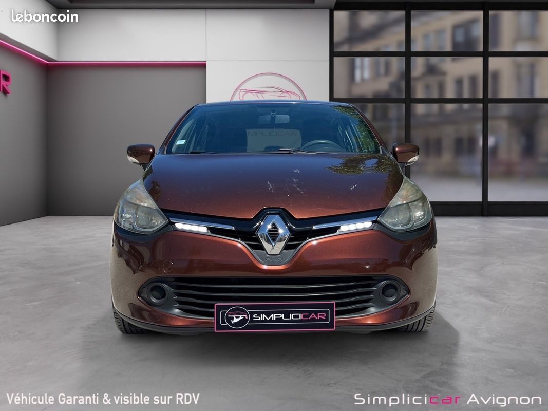 RENAULT CLIO IV dCi 90 Energy eco2 Zen 82g (image 4)