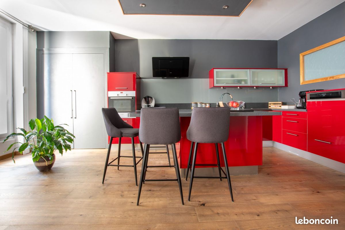 Appartement 3 pièces 98 m² · à Saint-Étienne · 98 m² · 630 €/mois