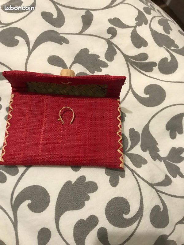 Pochettes et porte monnaie (image 8)