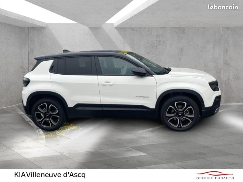 Jeep Avenger 1.2 Turbo T3 110ch MHEV Summit BVR6 eHybrid (image 4)