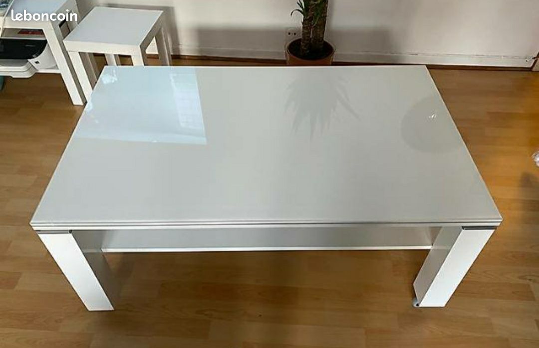 Table (image 1)
