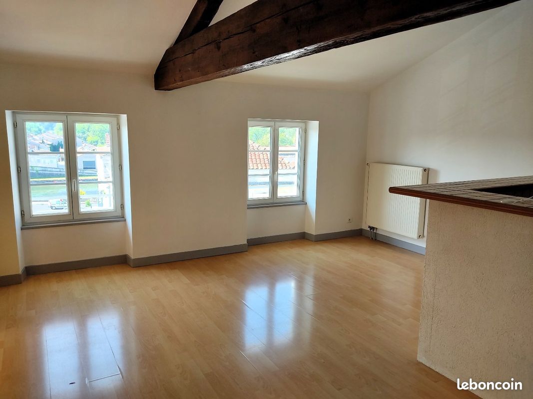 Appartement 3 pièces 76 m² · à Jarnac · 76 m² · 600 €/mois