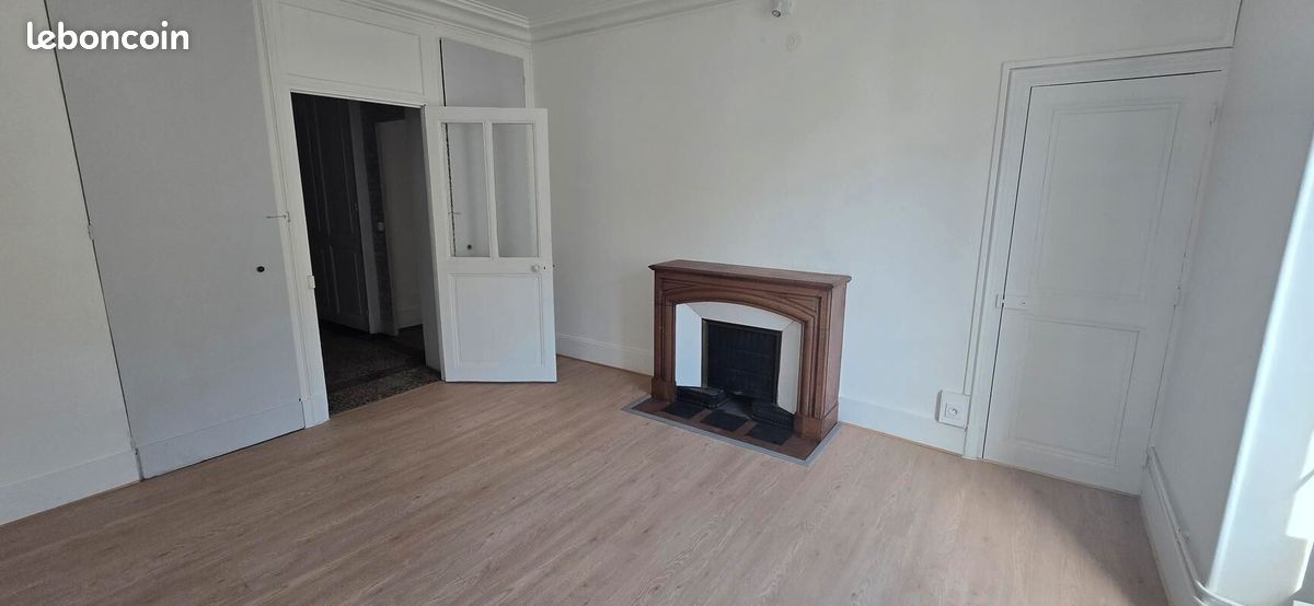 Appartement 4 pièces 97 m² · à Grenoble · 97 m² · 1 080 €/mois