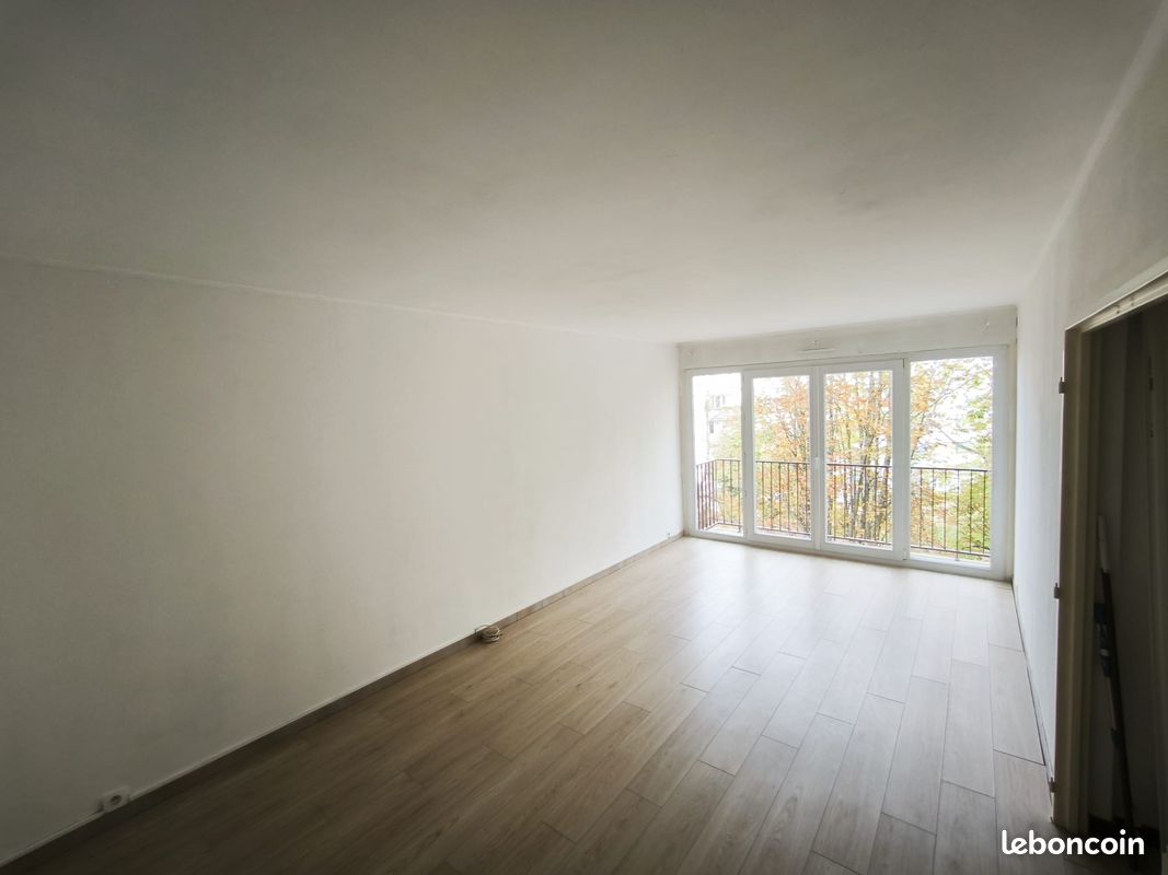 Appartement 4 pièces 77 m² · à Meulan-en-Yvelines · 77 m² · 1 150 €/mois