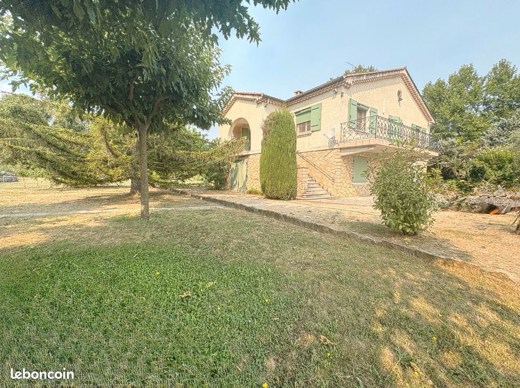 Maison 4 pièces 102 m² · à Le Thor · 102 m² · 449 000 €