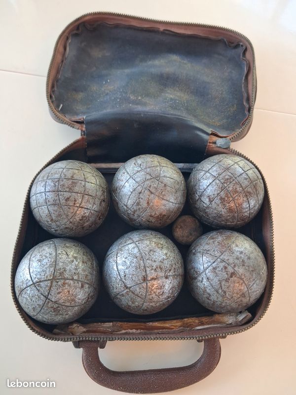 Ancien coffret de 6 boules de pétanque (image 2)
