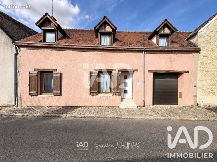Maison 5 pièces 119 m² · à Boynes · 119 m² · 130 000 €