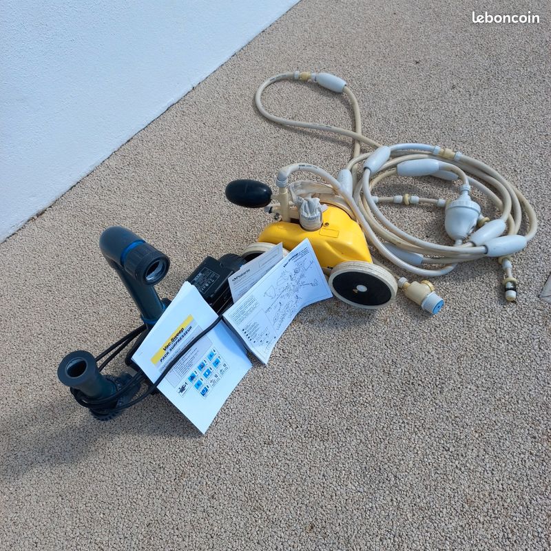 Aspirateur piscine (image 1)