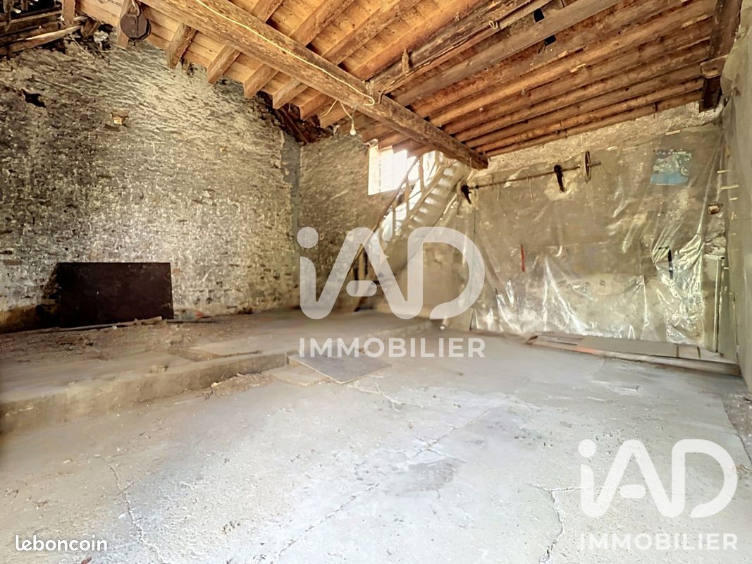 Maison 1 pièce 120 m² · à Liverdy-en-Brie · 120 m² · 144 000 €
