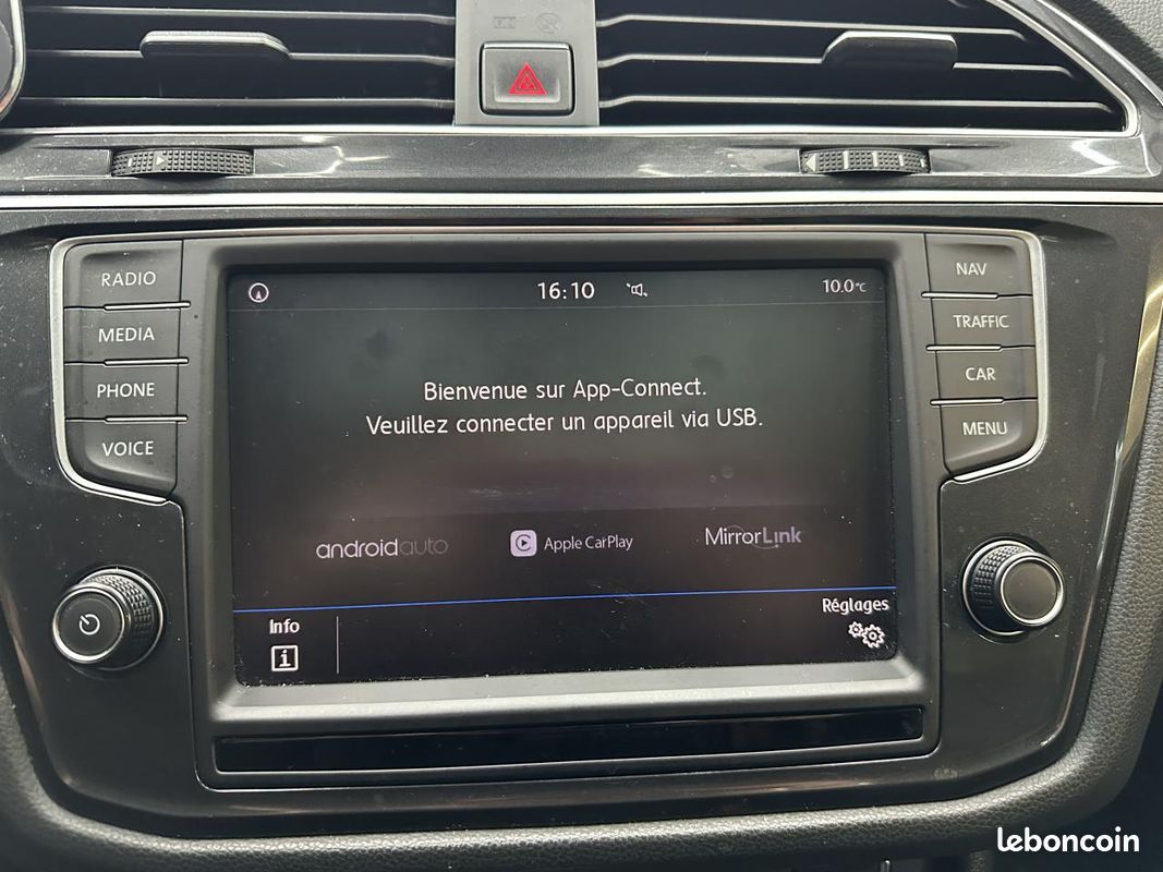 VOLKSWAGEN TIGUAN 2.0 16V TDI BlueMotion - 150 - BV DSG 7 2016 Carat Exclusive PHASE 1 (image 9)