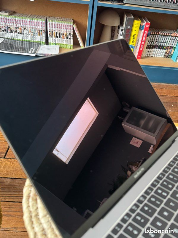 Mac Book pro mi-2018 13 pouces (image 4)