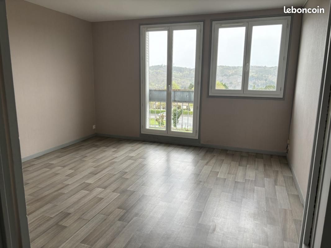 Appartement 5 pièces 90 m² - Cornil 19150 (image principale 5)