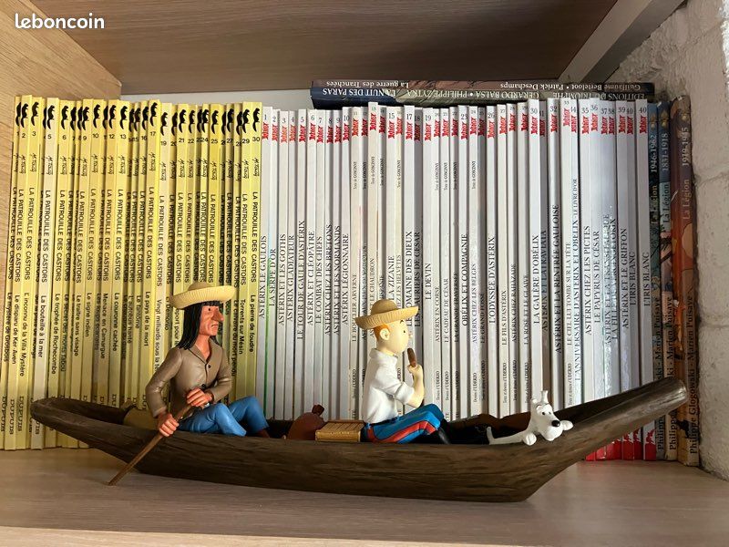 Statuette Moulinsart 46956 - Tintin & Milou Dans La Pirogue - Objet Du Mythe Figure Resin