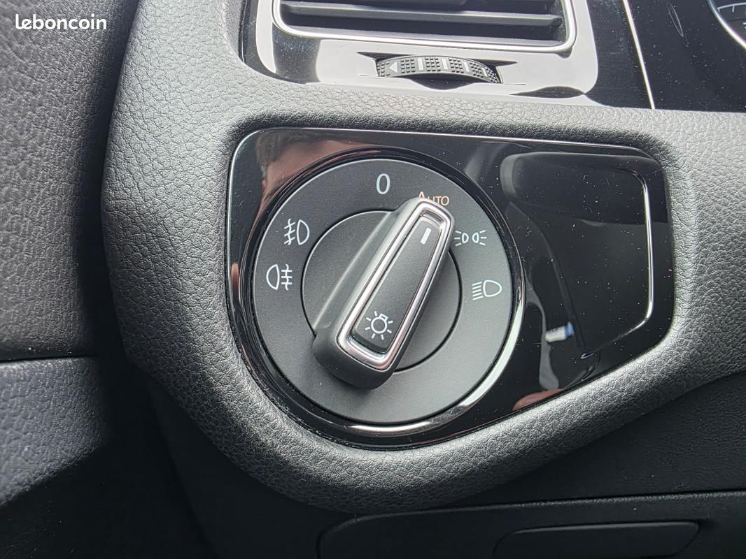 Volkswagen Golf 1.6 TDI 115 FAP BVM5 Connect (image 26)