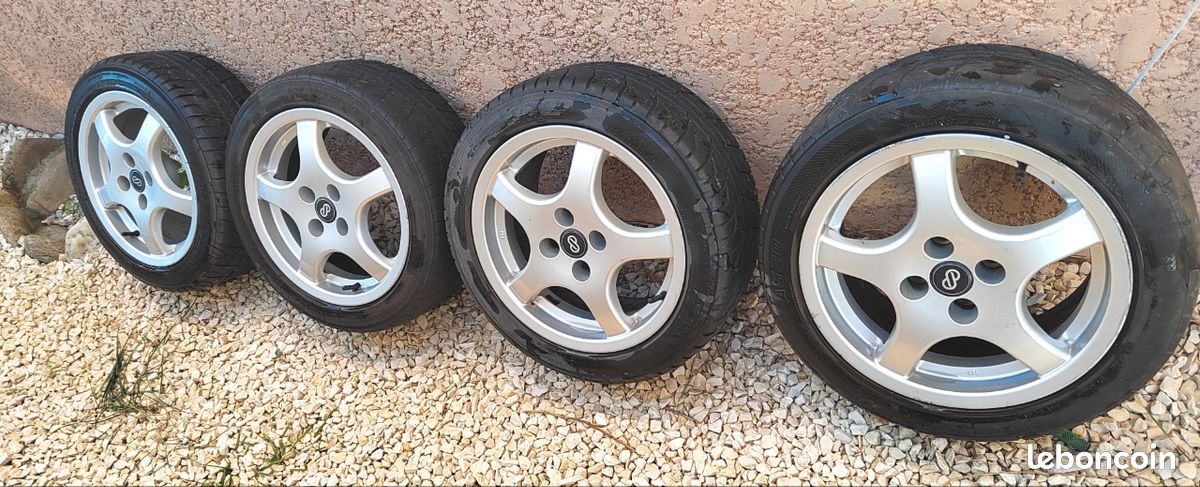 Jantes larges 15 pouces entraxe Renault 4 x 100 (image 1)