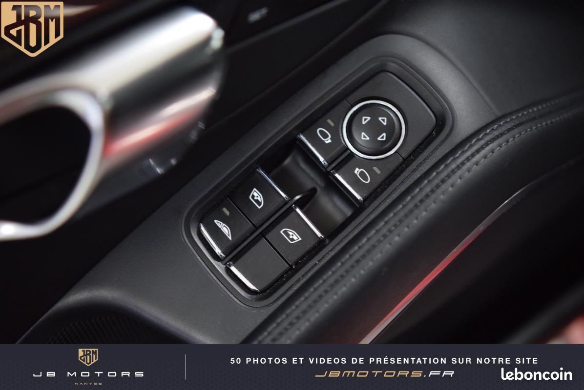 Porsche 911 TURBO CABRIOLET 3.8i S 560 PDK A (image 39)