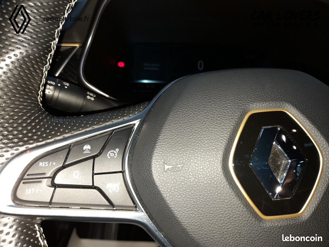 RENAULT Arkana E-Tech hybride 145 - 22 Engineered (image 15)