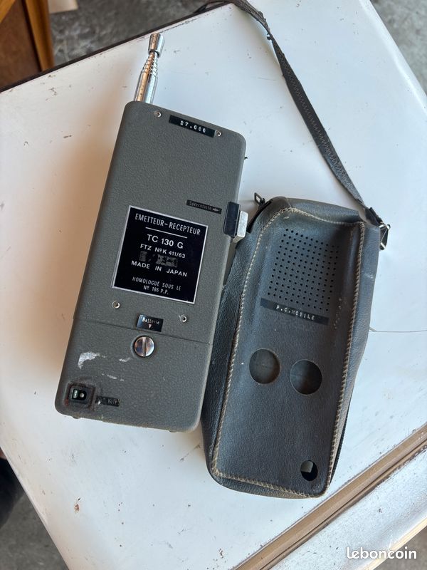Radio militaire Tokai émetteur récepteur armée militaria (image 2)