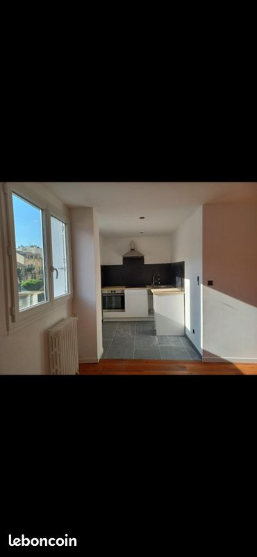 Appartement 3 pièces 56 m² · à Aurillac · 56 m² · 600 €/mois