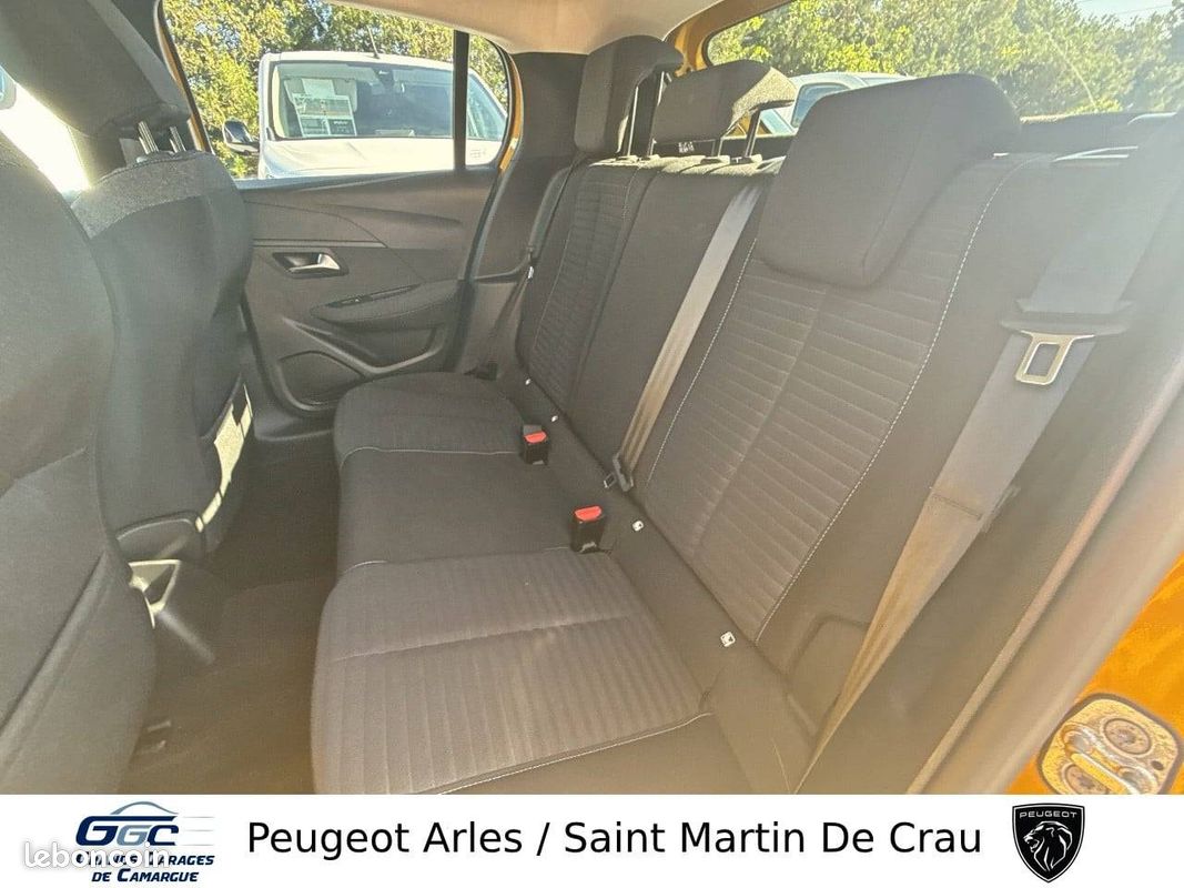 PEUGEOT 208 PureTech 100 S&S BVM6 Style (image 10)