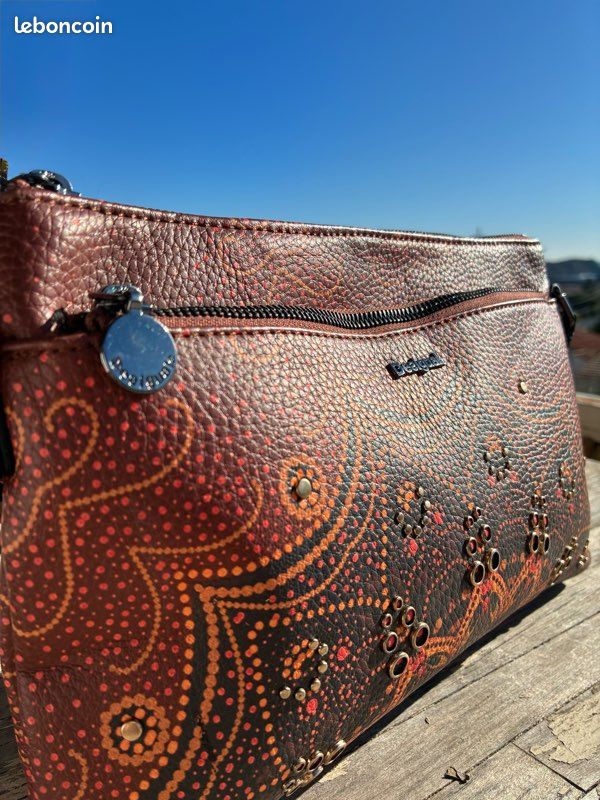 Sac à Main Bandoulière Orange Similicuir Femme - Taille Moyenne, Sangle Ajustable Dorée, Style Tendance