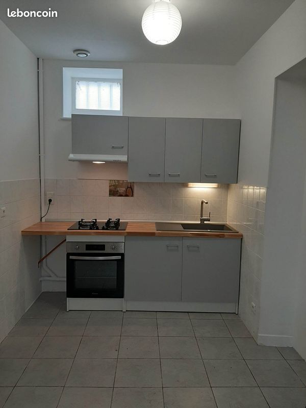 Appartement 4 pièces 70 m² · à Centrès · 70 m² · 406 €