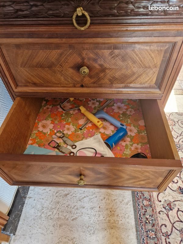 Commode (image 3)