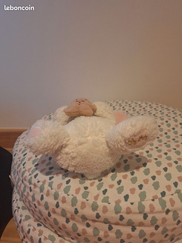 Peluche lapin de noel (image 3)