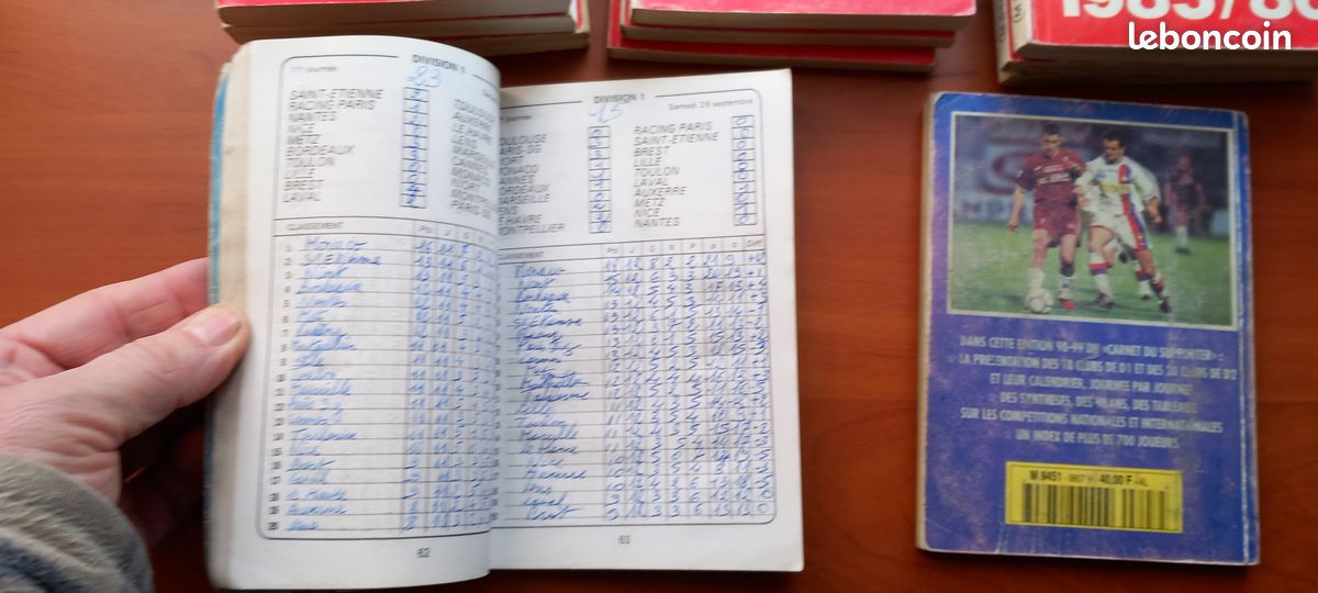 LE CARNET DU SUPPORTER FOOTBALL AVEC EUROPE 1 - LA FRANCE