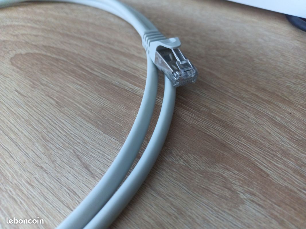 Cable RJ45 réseau au moins 1m80 (image 2)