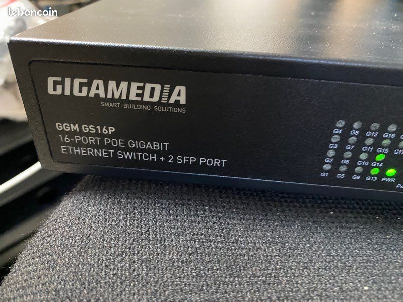 Switch POE+ de 16 Puertos 10/100M con 2 Uplink Gigabit y 1 Puerto SFP 200W - Cudy