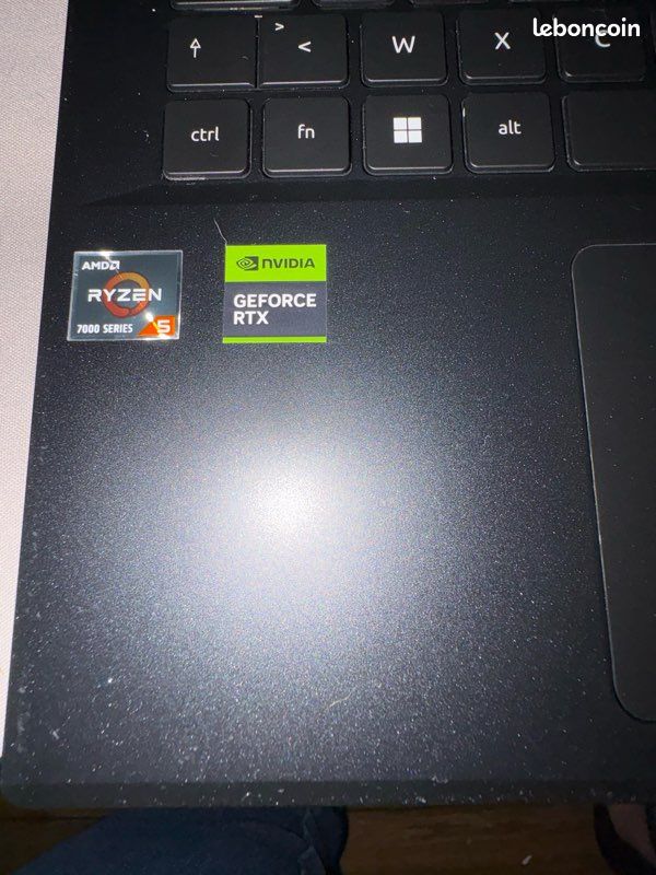 Pc portable acer Nitro V15 (image 3)