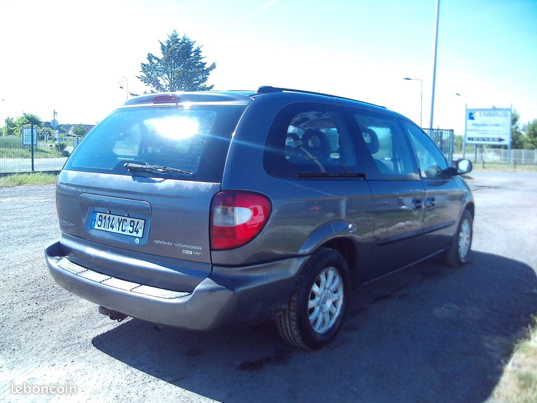 Grand Voyager 2.5 CRD 140 SE (image 3)