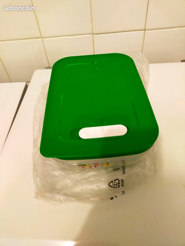 Promo 2 Boîtes Igloo 1,1 L chez Tupperware