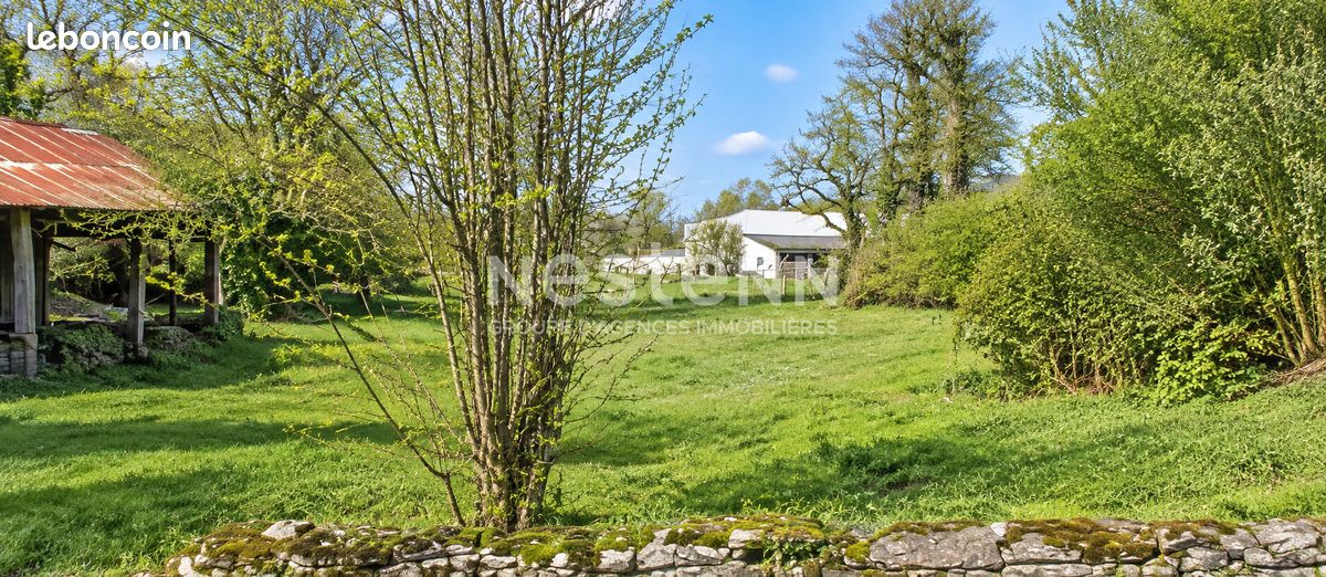 Terrain 890 m² · à Grand-Champ · 890 m² · 143 775 €