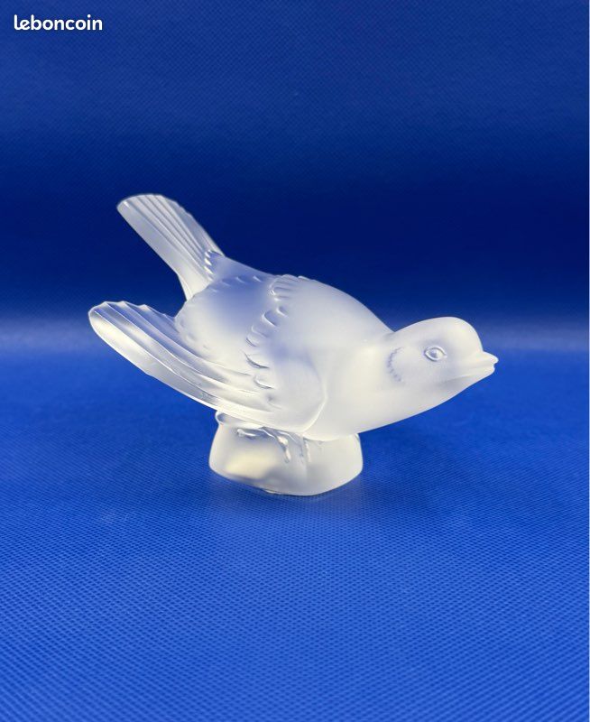 Lalique France - Moineau Coléreux Presse-papier Cristal Dépoli Oiseau (image 1)