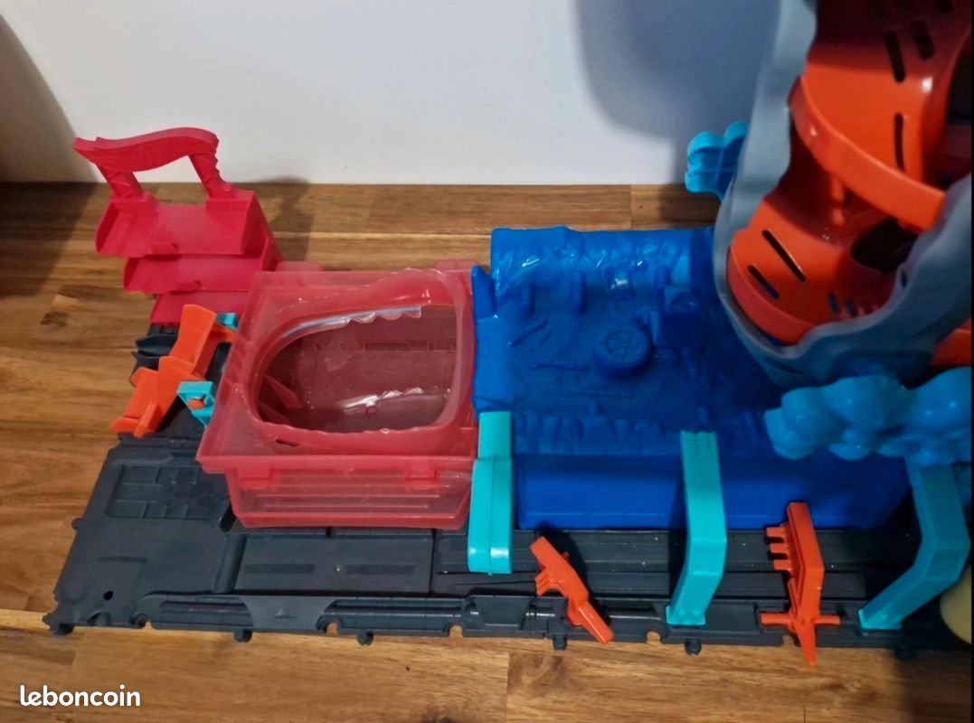Hot Wheels station de lavage requin (image 4)