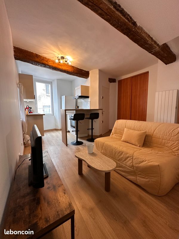 Appartement 1 pièce 33 m² · à Saint-Maximin-la-Sainte-Baume · 33 m² · 720 €/mois