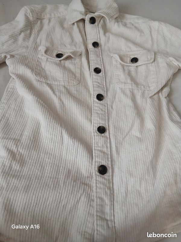 Chemise blanche rayée en coton et en laine qui vien de kiabi taille S (image 1)