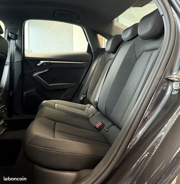 Audi A3 BERLINE / A PARTIR DE 307,90/MOIS* / 35 TFSI 150CH MILD HYBRID BUSINESS LINE S TRONIC 7 (image 9)