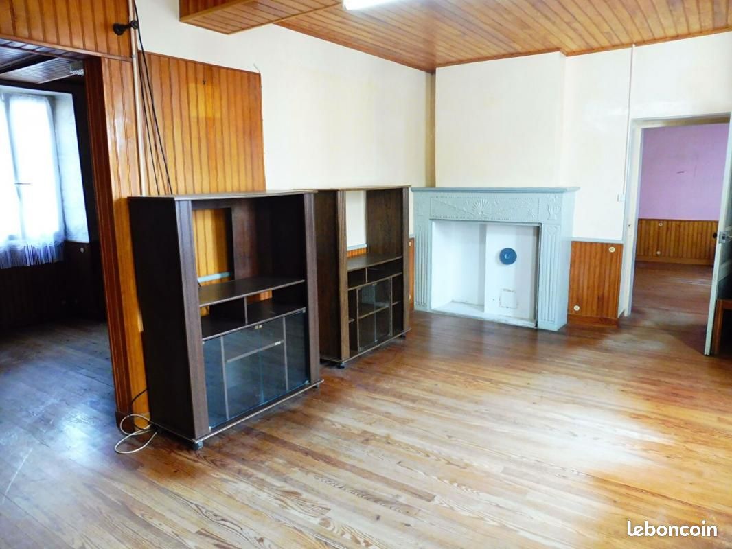 Maison 3 pièces 85 m² - Beurlay 17250 (image principale 5)