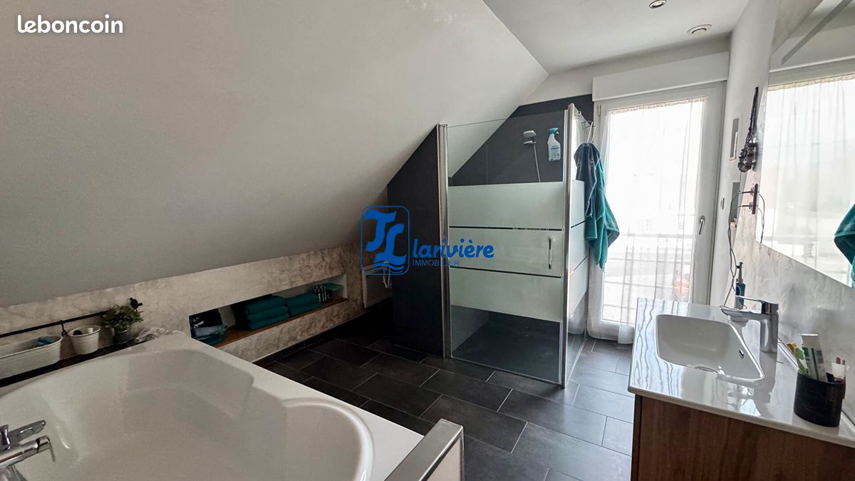 Maison 6 pièces 152 m² · à Ambleteuse · 152 m² · 499 000 €